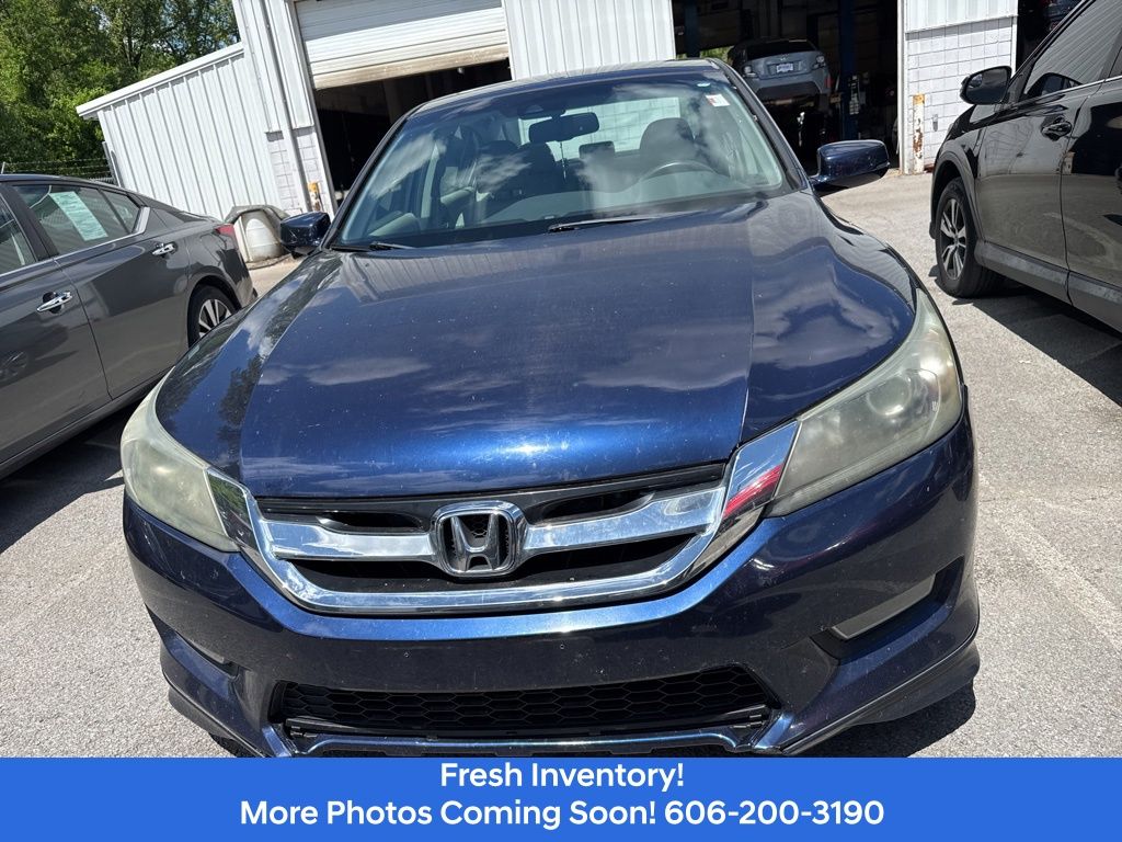 Used 2013 Honda Accord EX-L with VIN 1HGCR2F8XDA093882 for sale in Ivel, KY