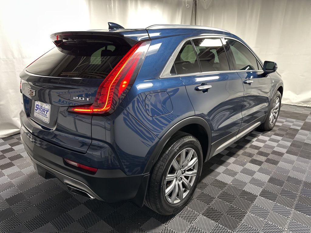 2019 Cadillac XT4 Premium Luxury photo 4