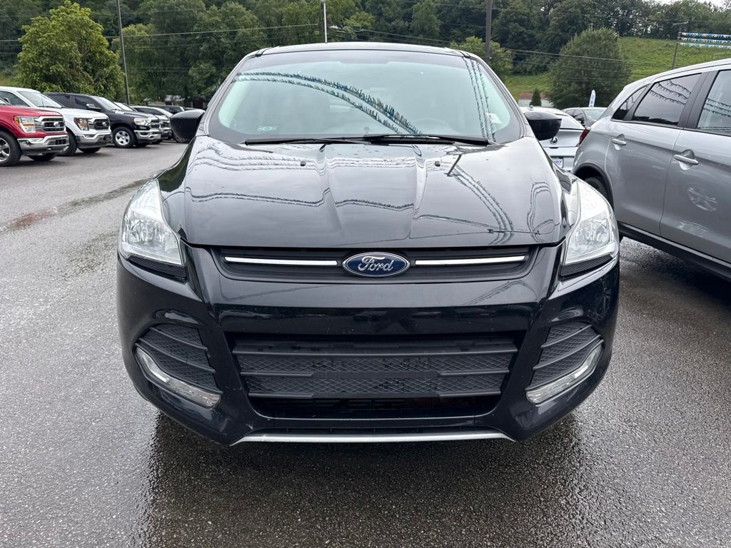 Used 2016 Ford Escape SE with VIN 1FMCU9G95GUA30894 for sale in Ivel, KY