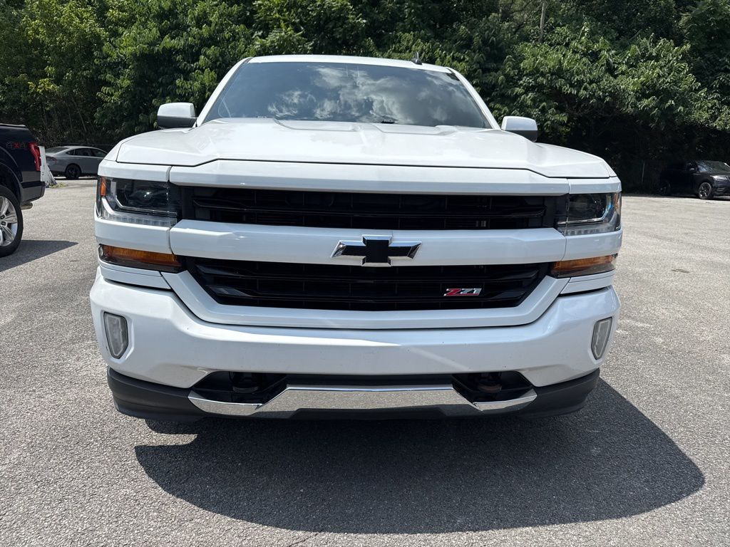 Used 2017 Chevrolet Silverado 1500 LT with VIN 3GCUKREC8HG346663 for sale in Ivel, KY