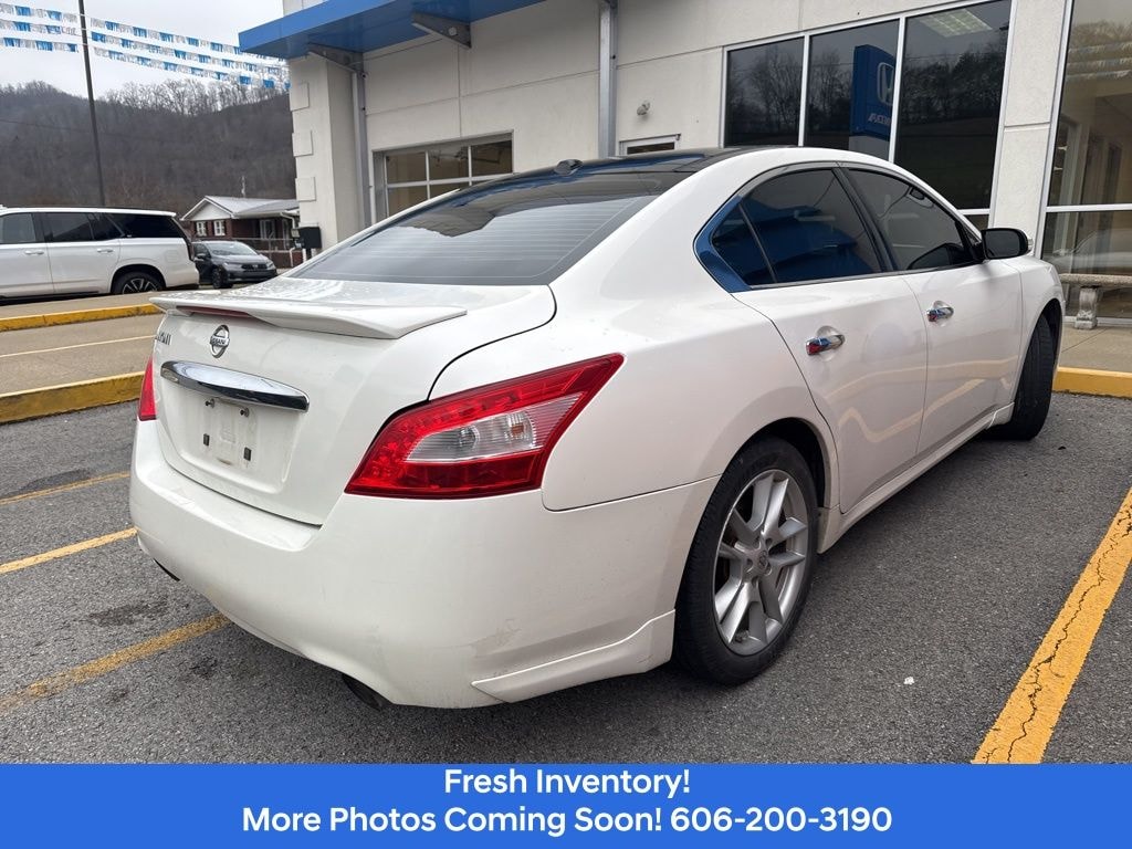 Used 2010 Nissan Maxima 3.5 SV Sedan
