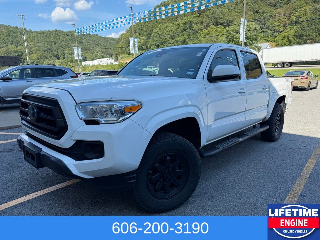 2023 Toyota Tacoma SR's photo