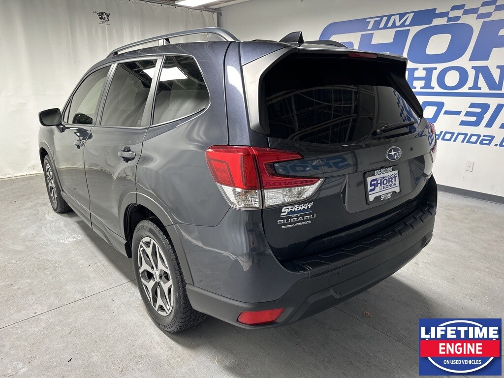 Used 2019 Subaru Forester Premium with VIN JF2SKAGCXKH445862 for sale in Ivel, KY