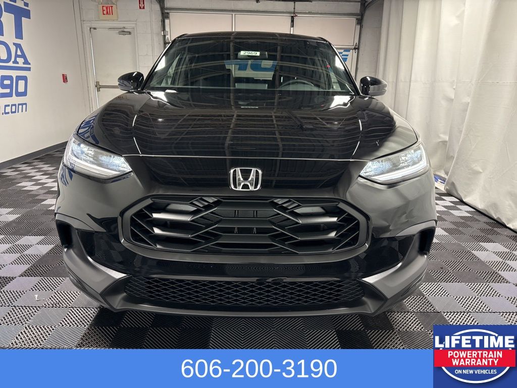 2026 Honda HR-V Sport photo 2