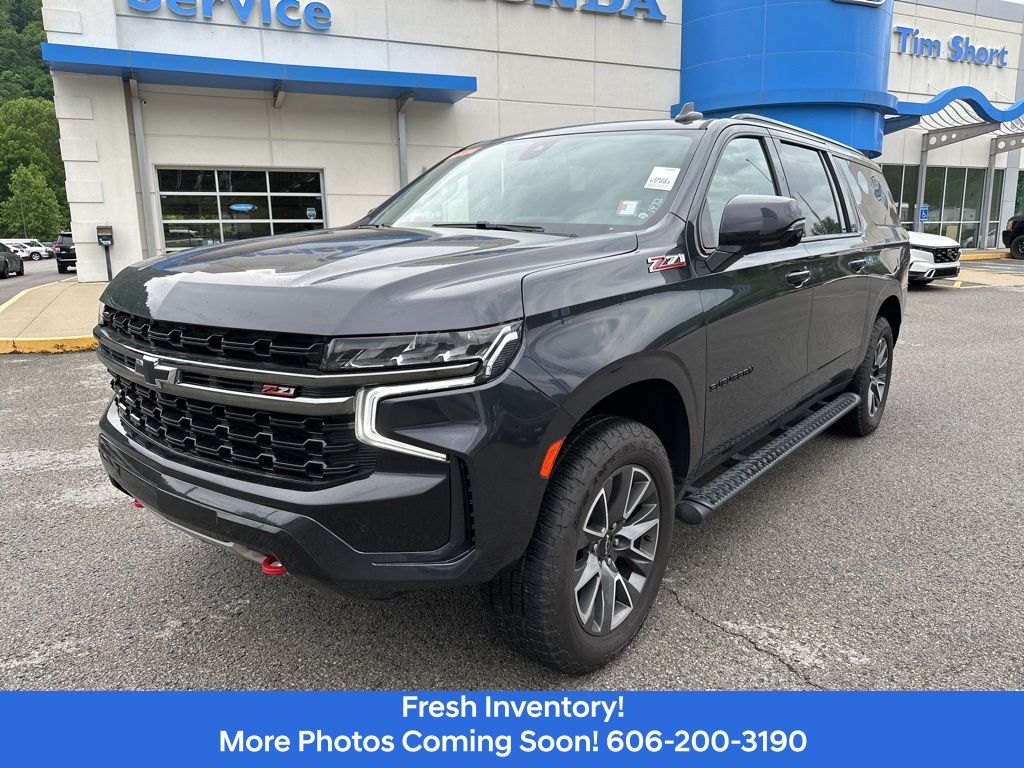 2022 Chevrolet Suburban 4WD 1500 Z71's photo
