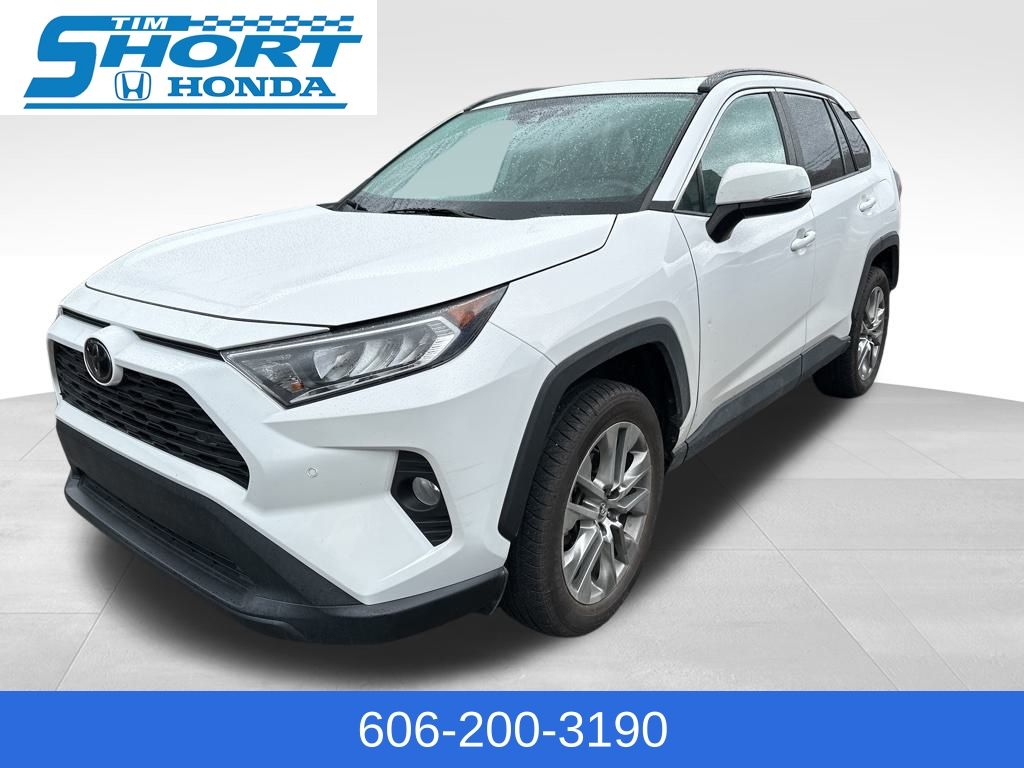 2020 Toyota RAV4 XLE Premium