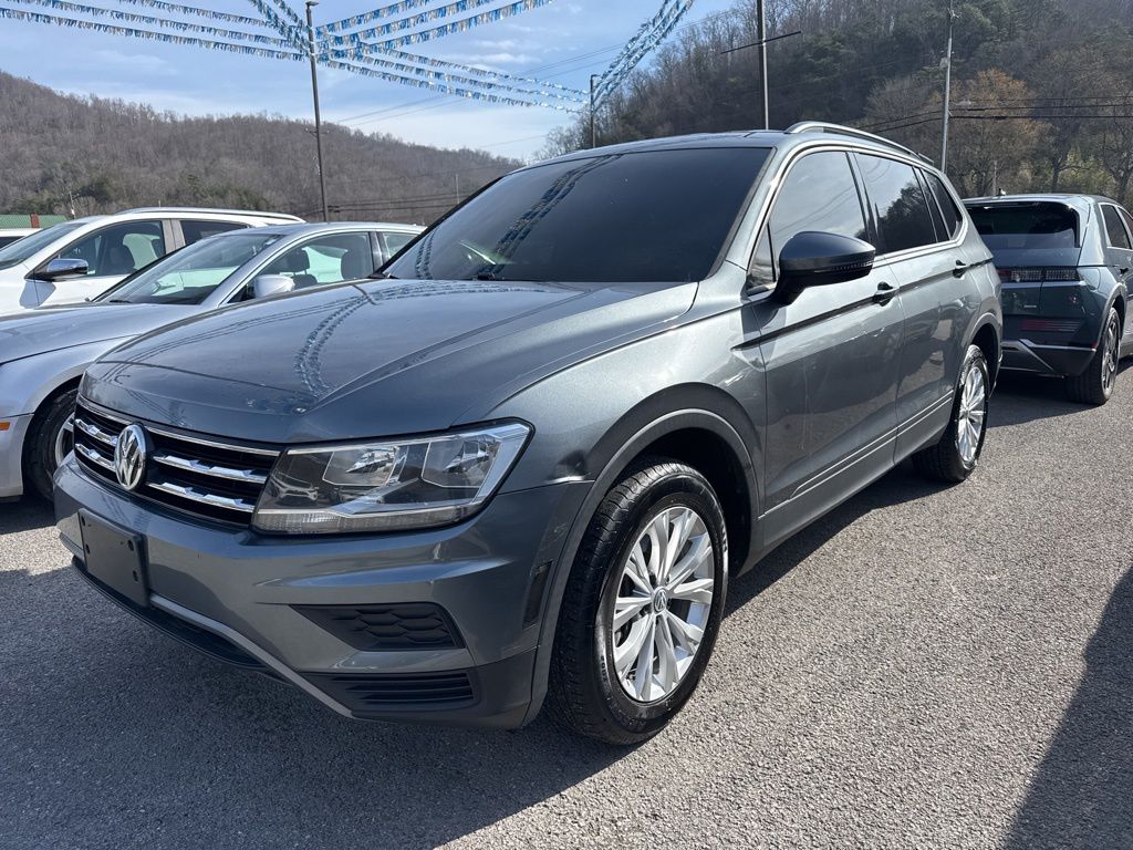 Used 2018 Volkswagen Tiguan S with VIN 3VV1B7AX0JM089068 for sale in Ivel, KY