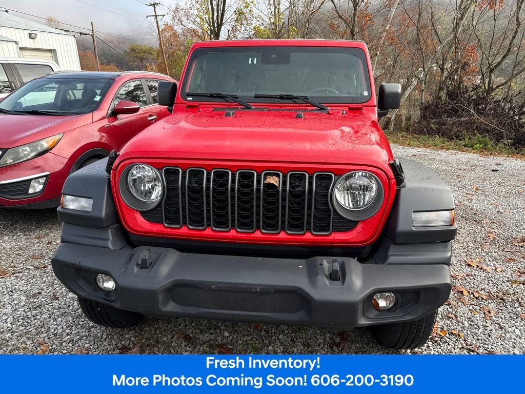 Used 2025 Jeep Wrangler Sport SUV