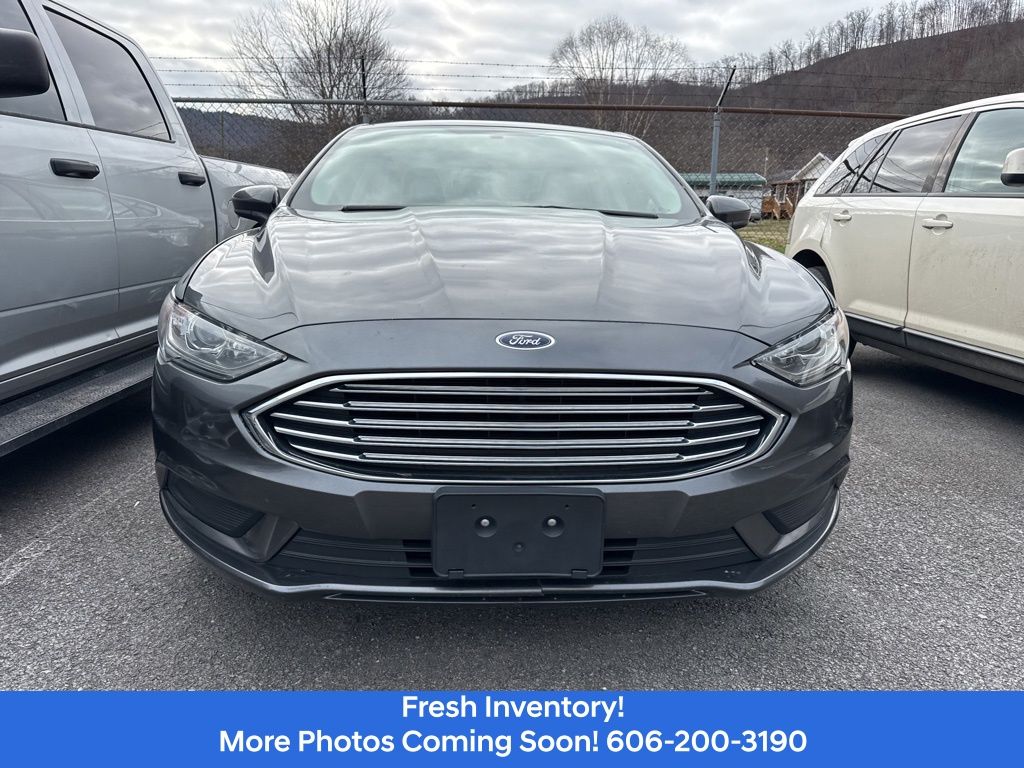 Used 2017 Ford Fusion SE with VIN 3FA6P0HD2HR410426 for sale in Ivel, KY