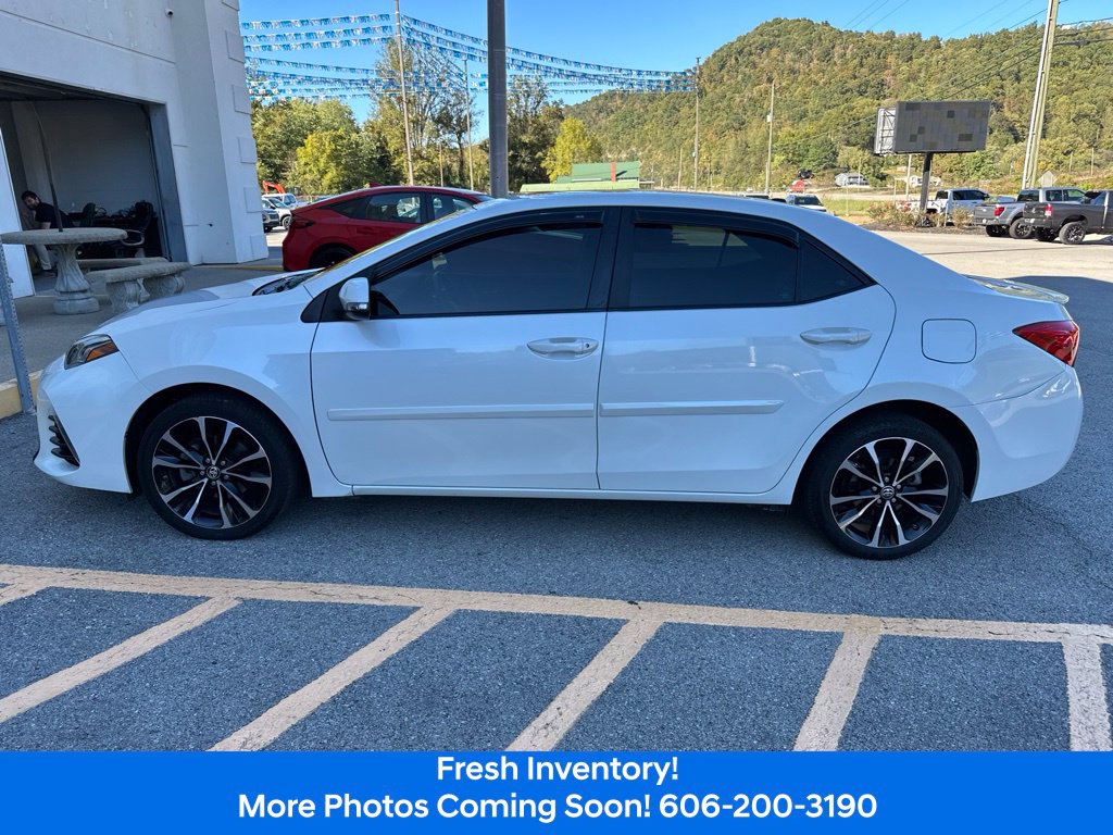 Used 2018 Toyota Corolla XSE with VIN 5YFBURHE6JP763682 for sale in Ivel, KY