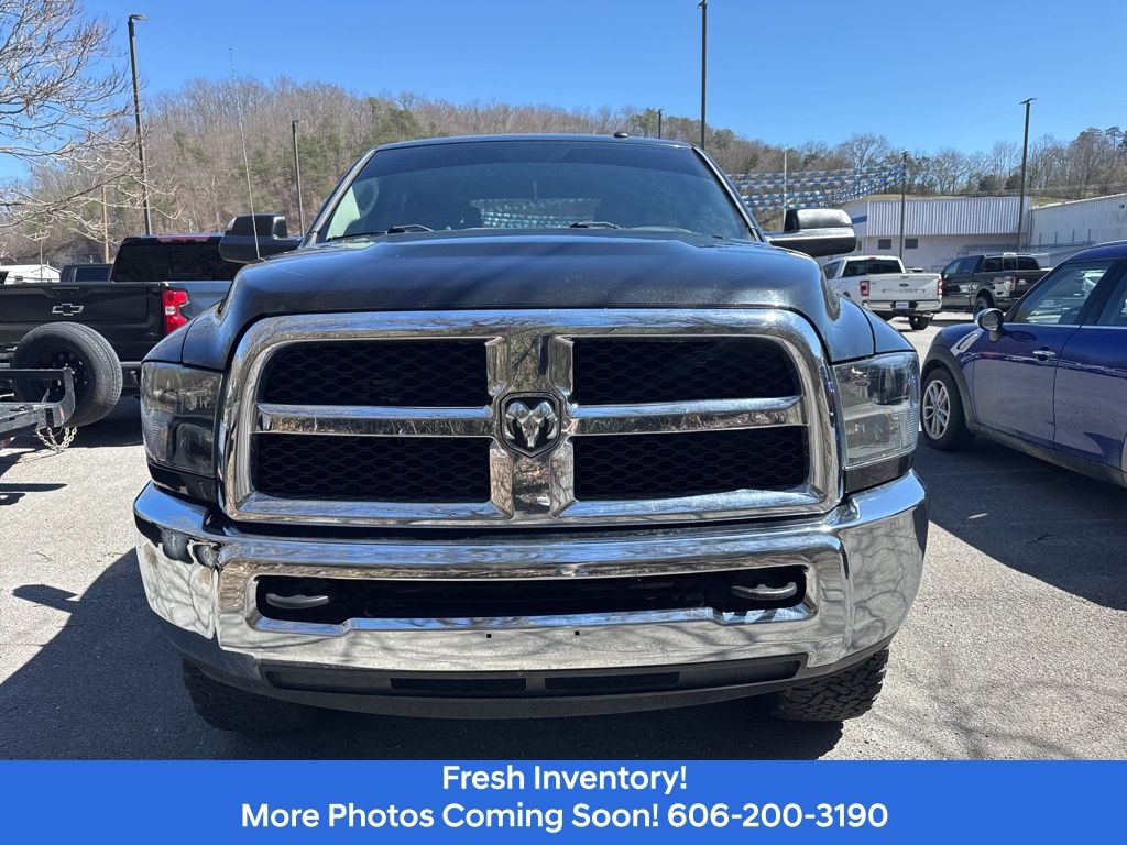 Used 2016 RAM Ram 2500 Pickup Tradesman with VIN 3C6UR5CJXGG369812 for sale in Ivel, KY