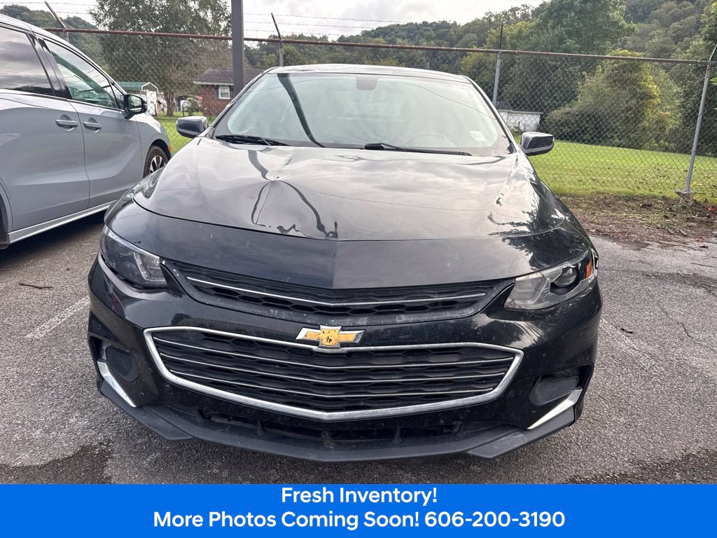 Used 2018 Chevrolet Malibu 1LT with VIN 1G1ZD5ST9JF278175 for sale in Ivel, KY