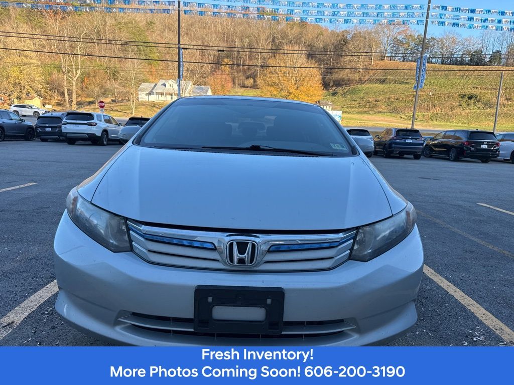 2012 Honda Civic Hybrid photo 2