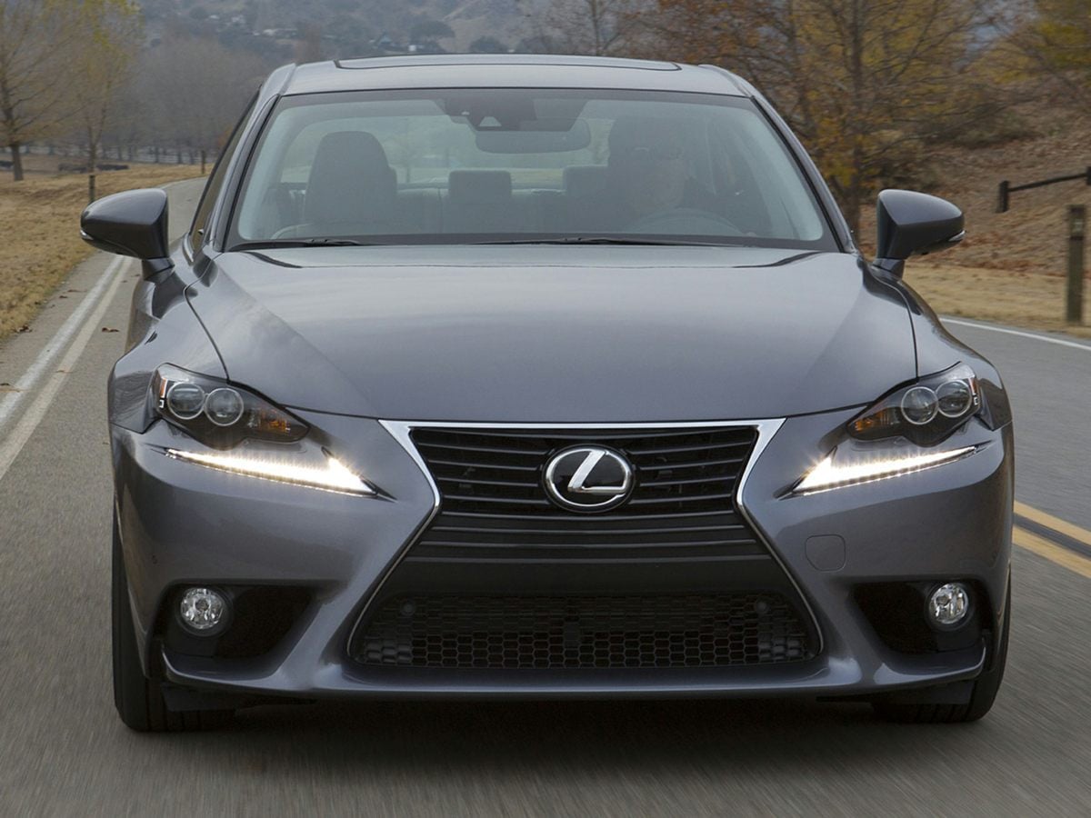 2014 Lexus IS 350's photo