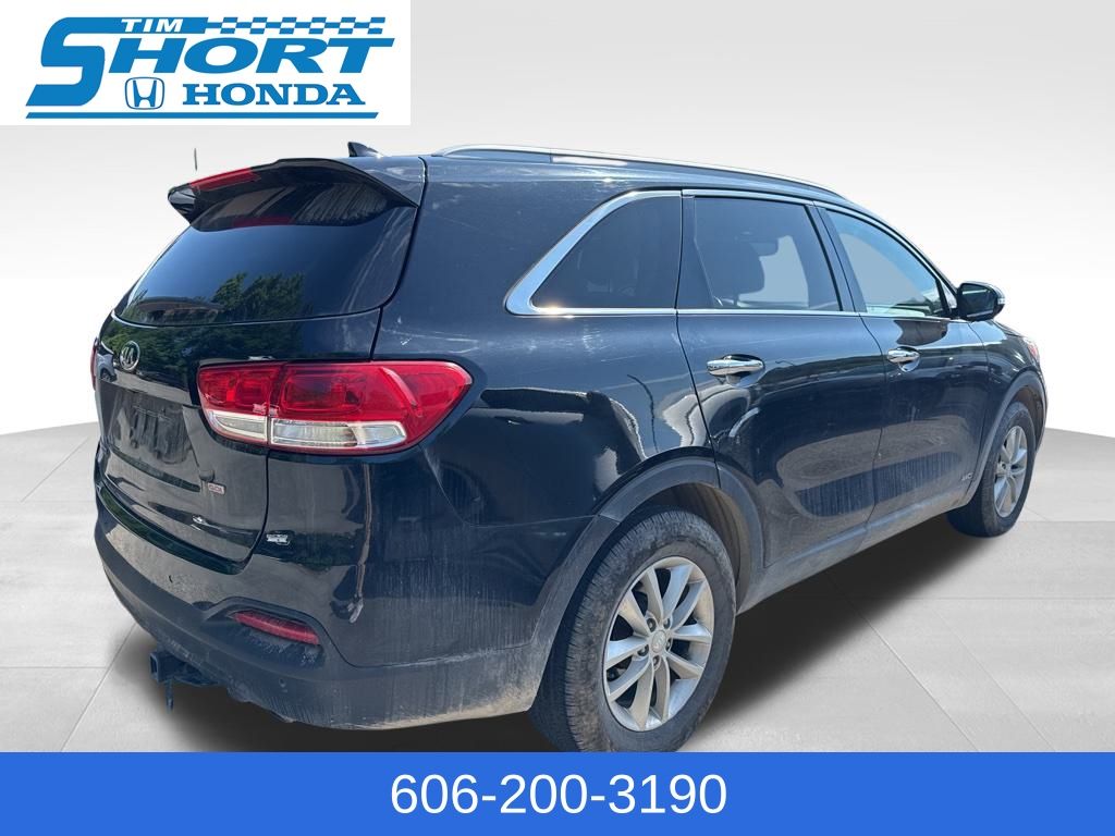 2017 Kia Sorento LX photo 4