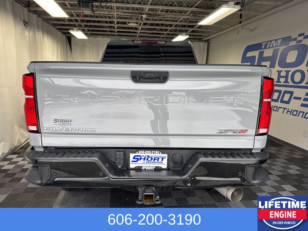 2024 Chevrolet Silverado 2500HD ZR2 - Photo 12