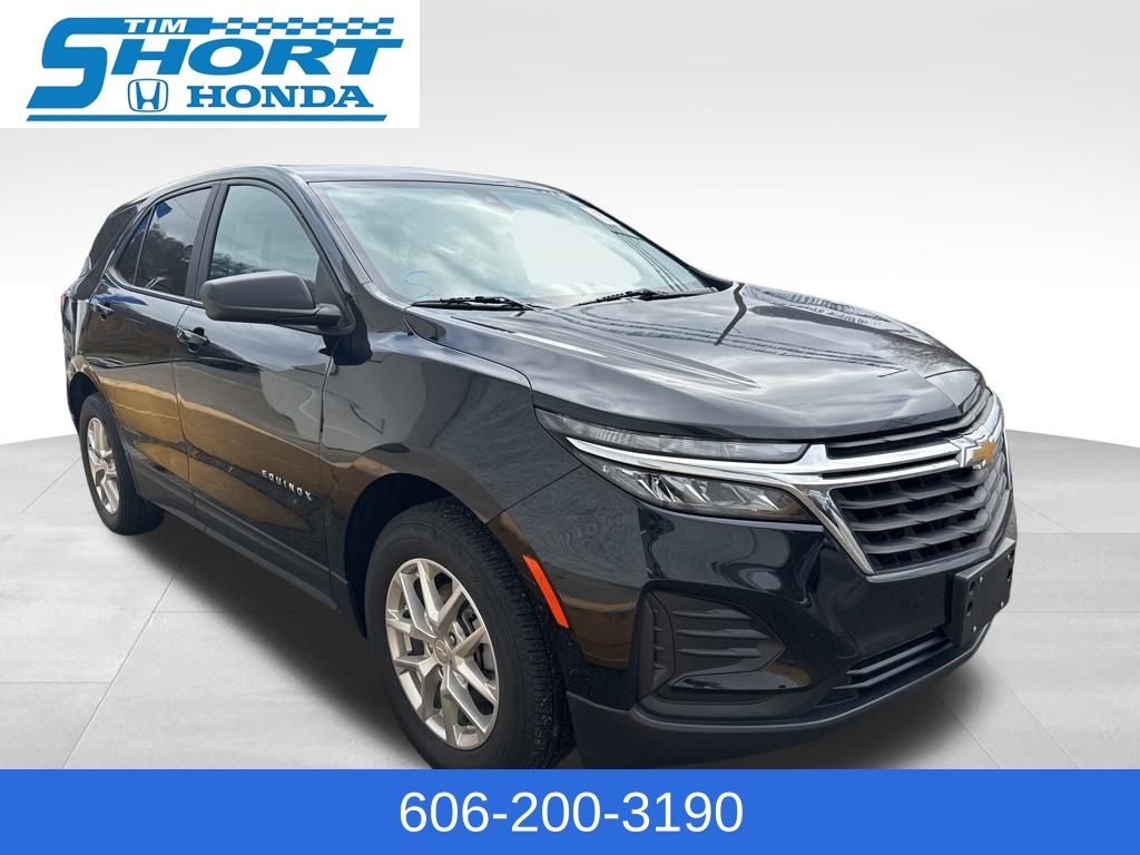 2024 Chevrolet Equinox LS photo 4