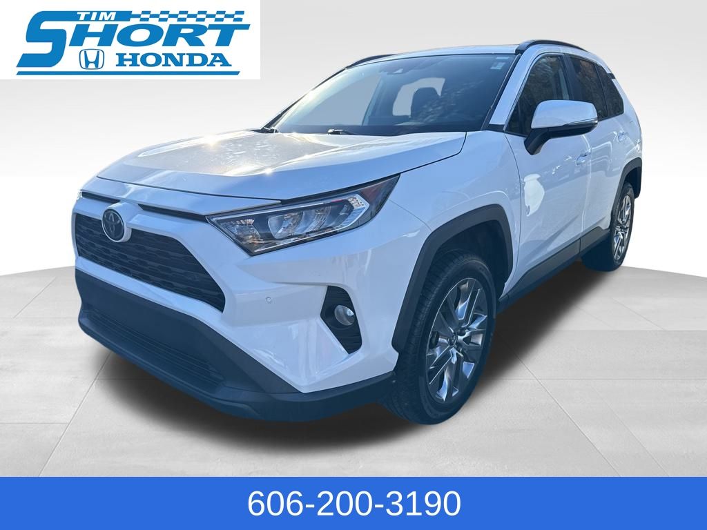 2020 Toyota RAV4 XLE Premium
