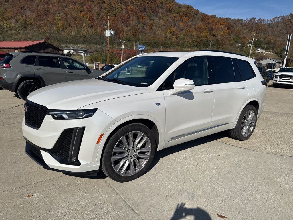 Used 2021 CADILLAC XT6 Sport SUV