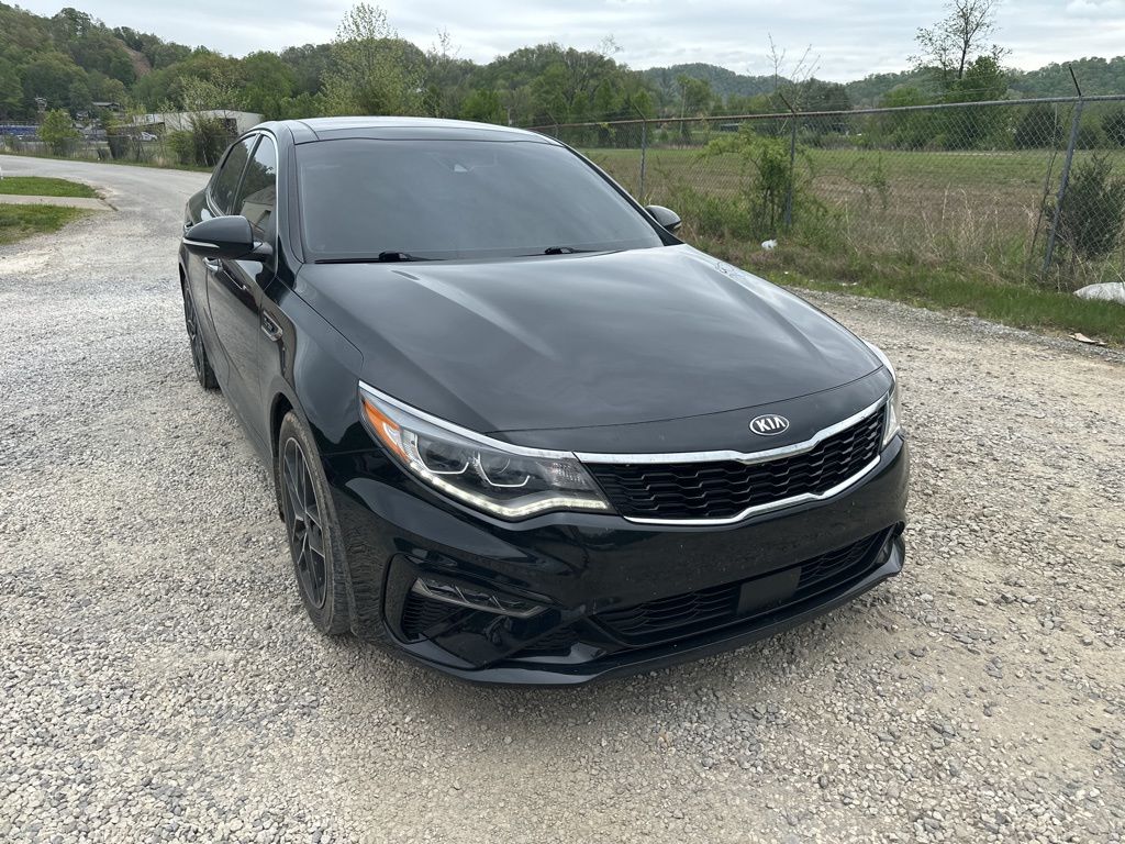 Used 2020 Kia Optima SX with VIN 5XXGW4L21LG440622 for sale in Pikeville, KY