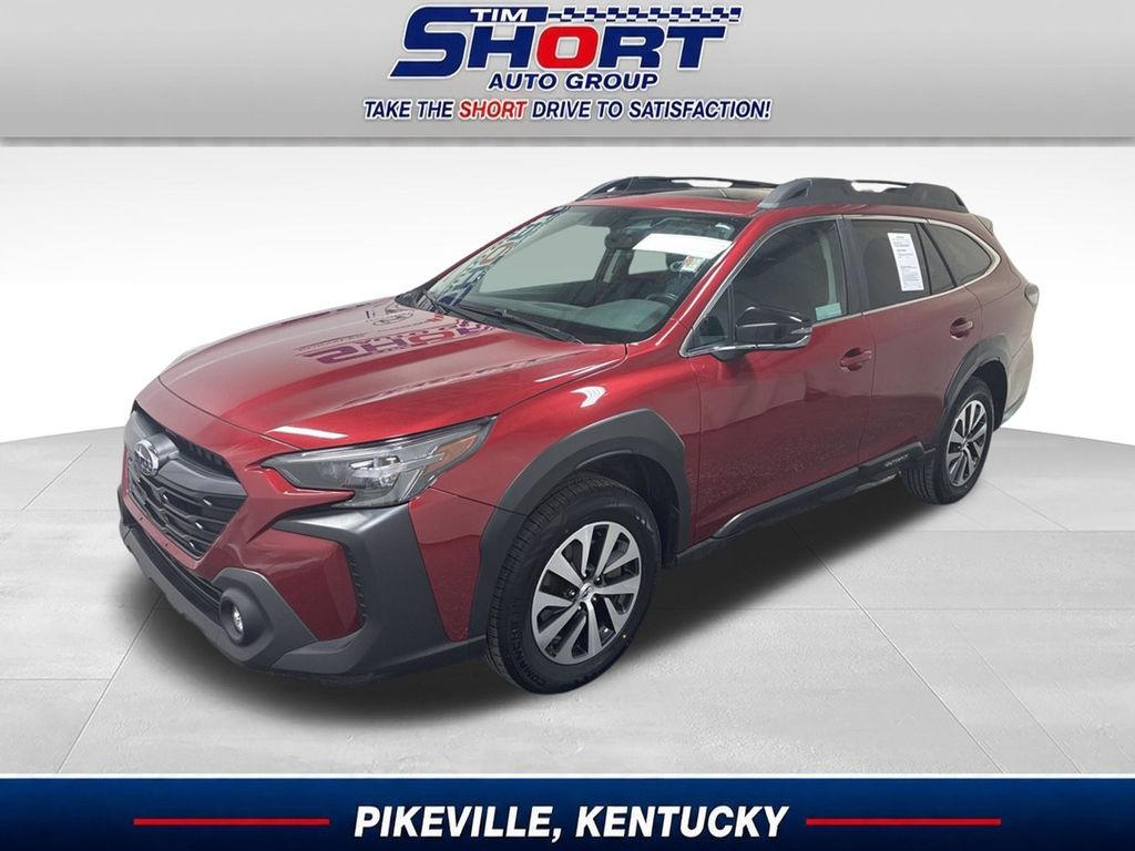 2025 Subaru Outback Premium's photo
