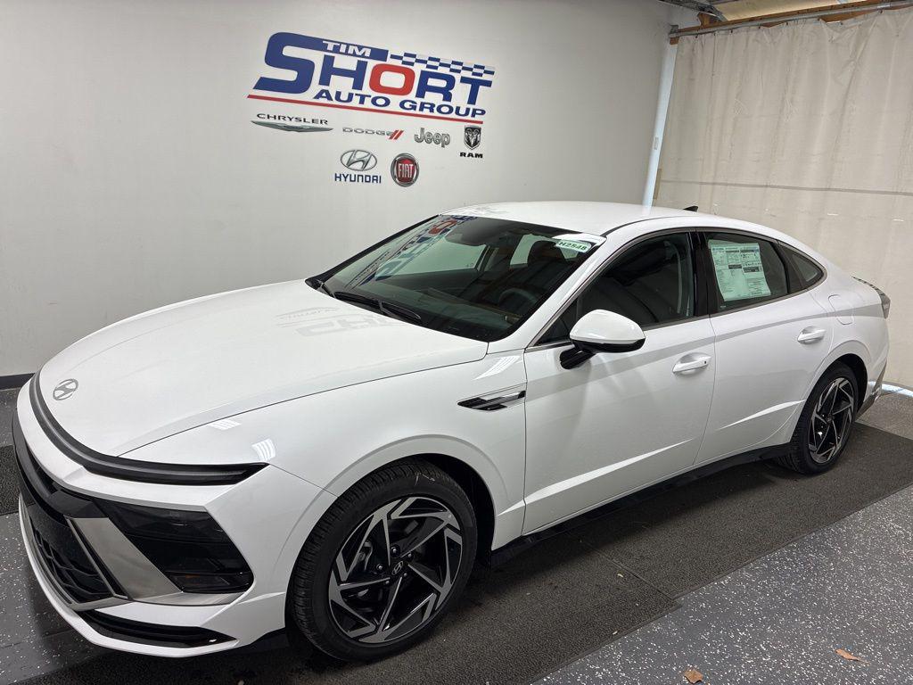 2026 Hyundai Sonata SEL's photo