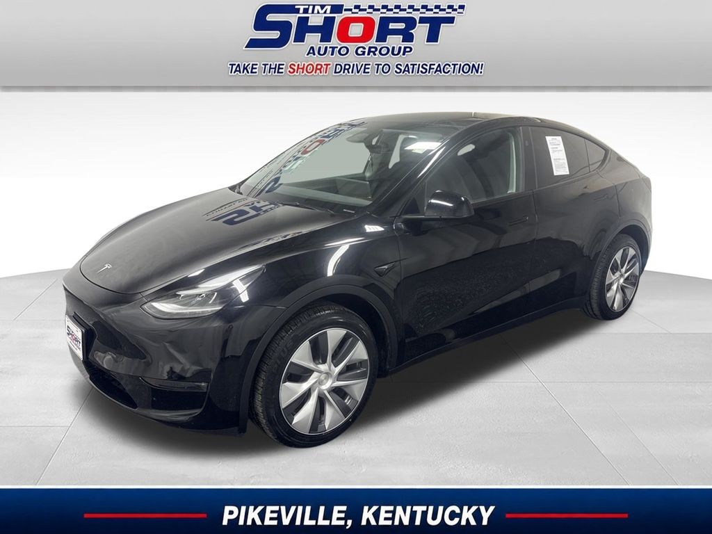 2024 Tesla Model Y Long Range Dual Motor All-Wheel Drive's photo