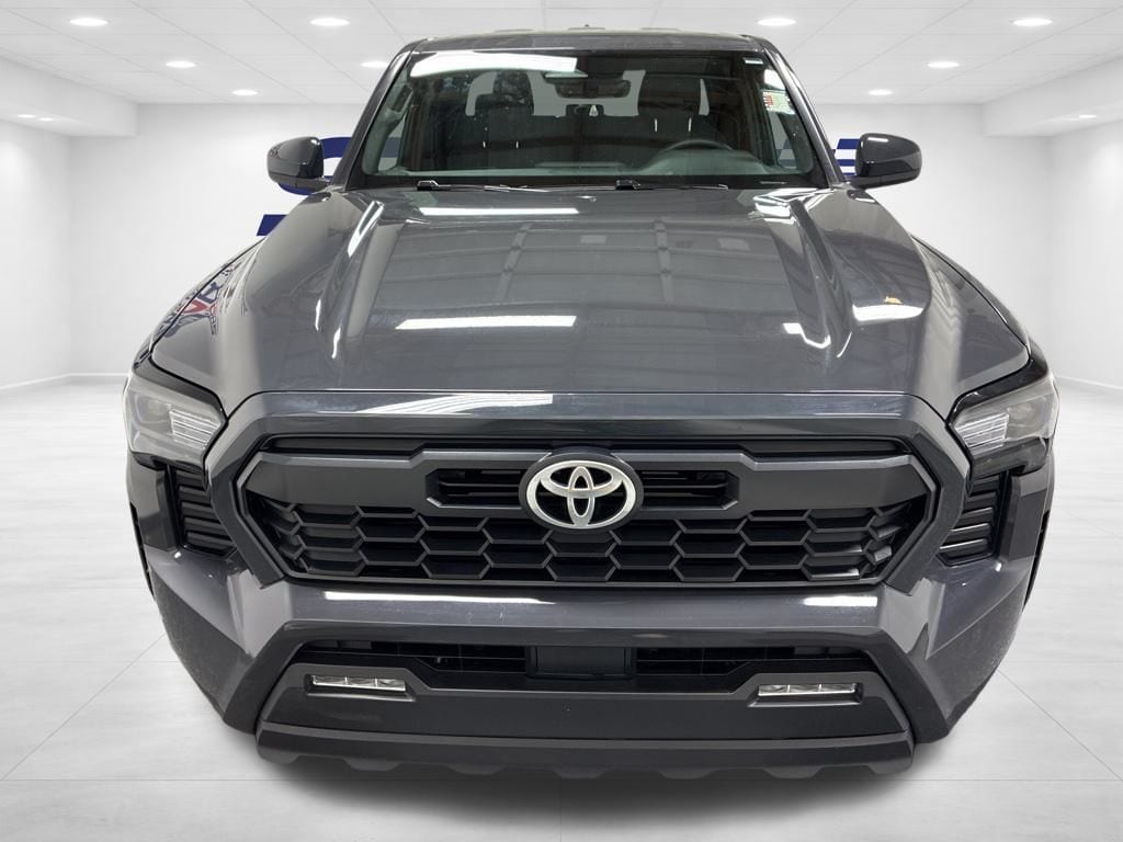Used 2025 Toyota Tacoma Truck Double Cab
