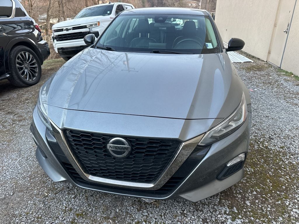 Used 2022 Nissan Altima SR with VIN 1N4BL4CV7NN367413 for sale in Pikeville, KY