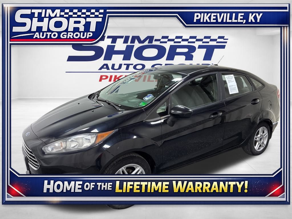 2019 Ford Fiesta SE's photo