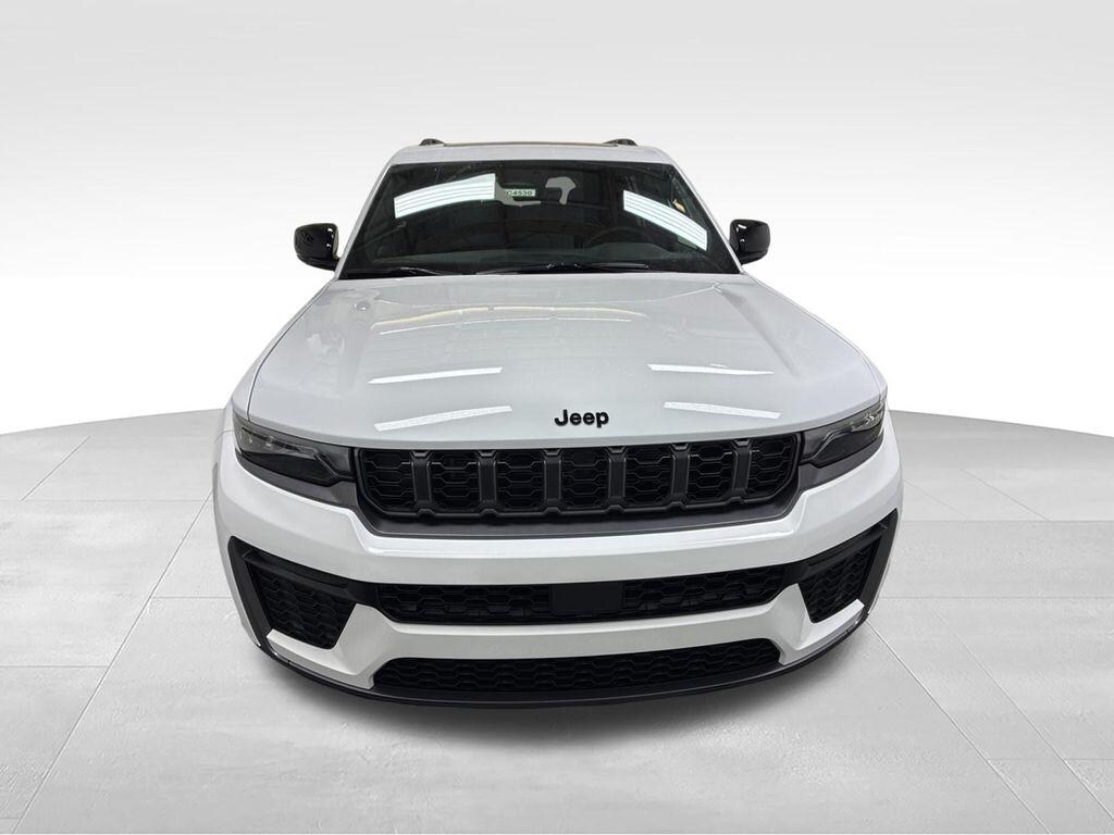 New 2026 Jeep Grand Cherokee L Limited 4x4 SUV