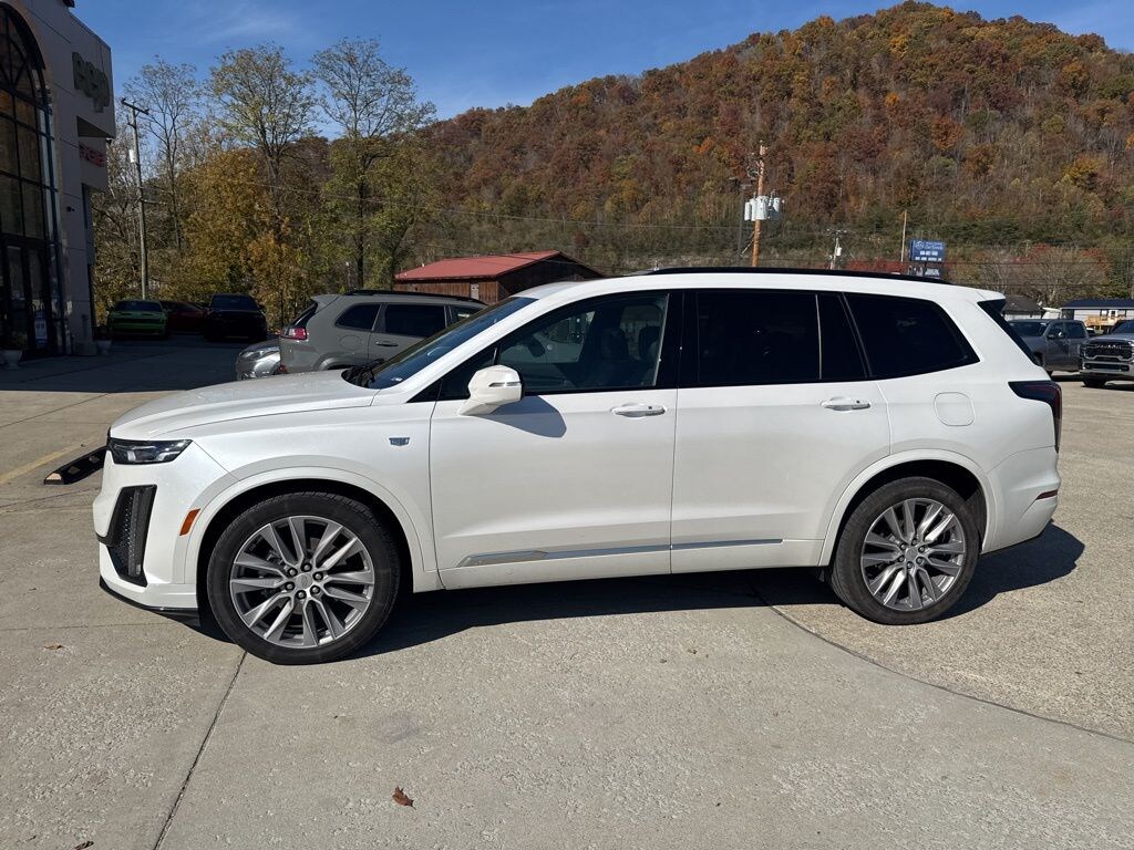 Used 2021 CADILLAC XT6 Sport SUV