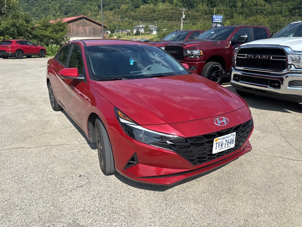 Used 2023 Hyundai Elantra SEL with VIN KMHLM4AG4PU466890 for sale in Pikeville, KY