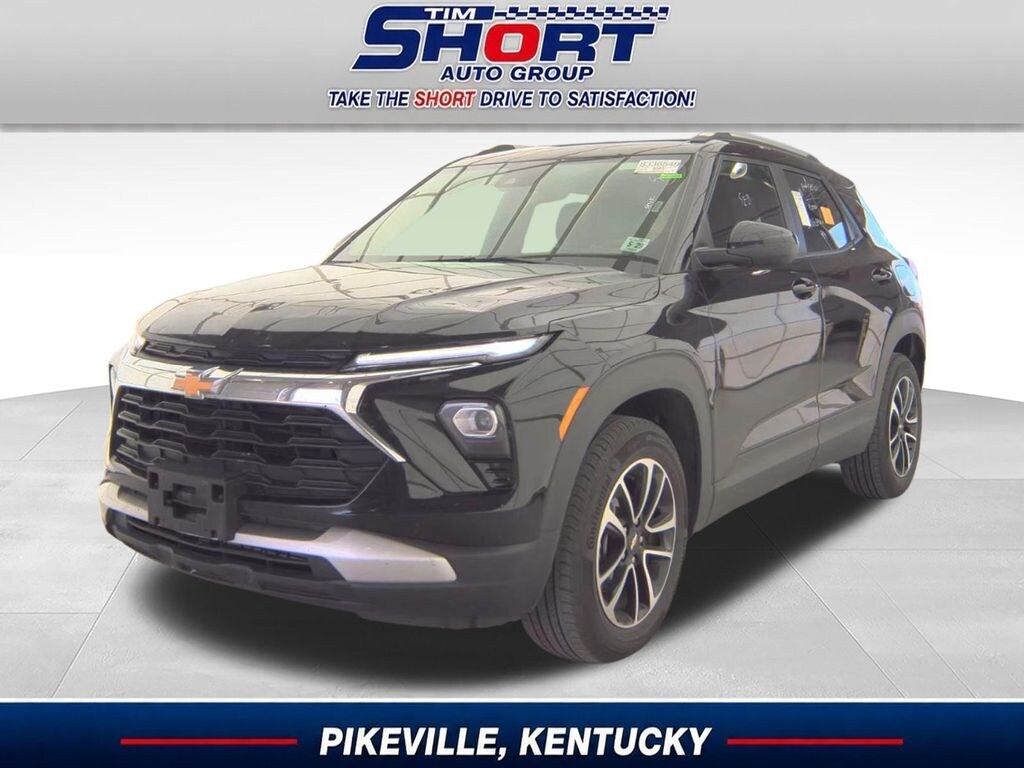 Used 2025 Chevrolet Trailblazer LT SUV