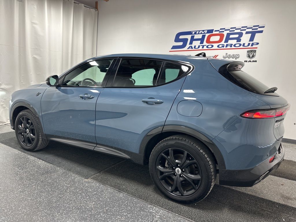 Used 2024 Dodge Hornet R/T with VIN ZACPDFCW8R3A14734 for sale in Pikeville, KY
