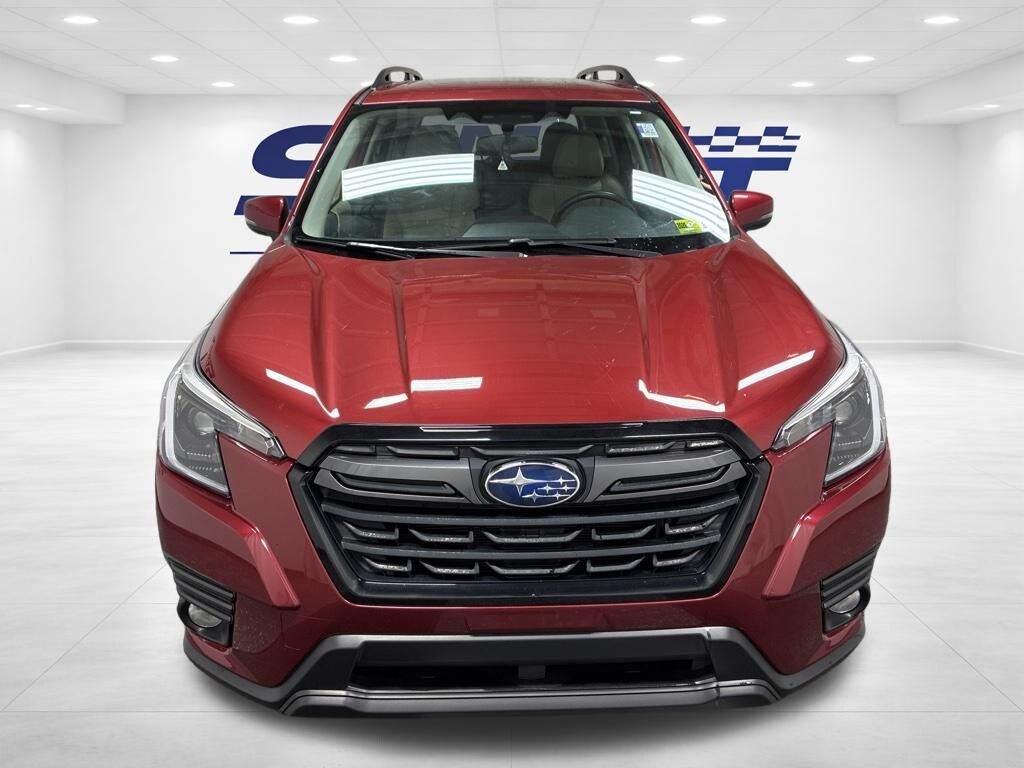 Used 2023 Subaru Forester Limited SUV