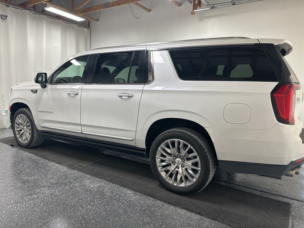 Used 2024 GMC Yukon XL Denali with VIN 1GKS2JKLXRR172467 for sale in Pikeville, KY