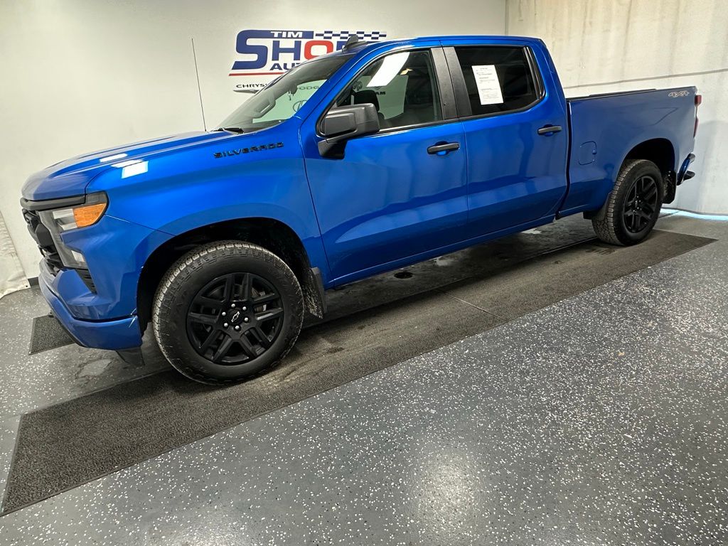 2023 Chevrolet Silverado 1500 Custom's photo