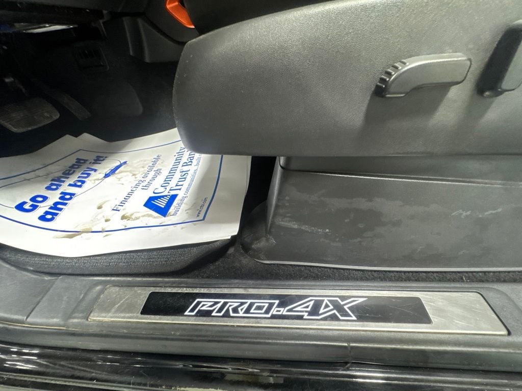 2023 Nissan Frontier PRO-4X - Photo 15