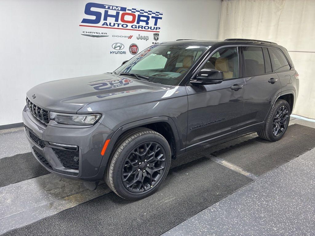 New 2026 Jeep Grand Cherokee Summit 4x4 SUV