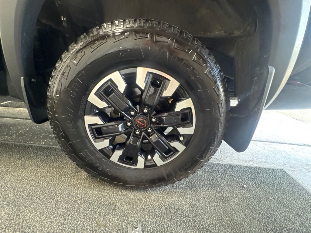 2023 Nissan Frontier PRO-4X - Photo 9