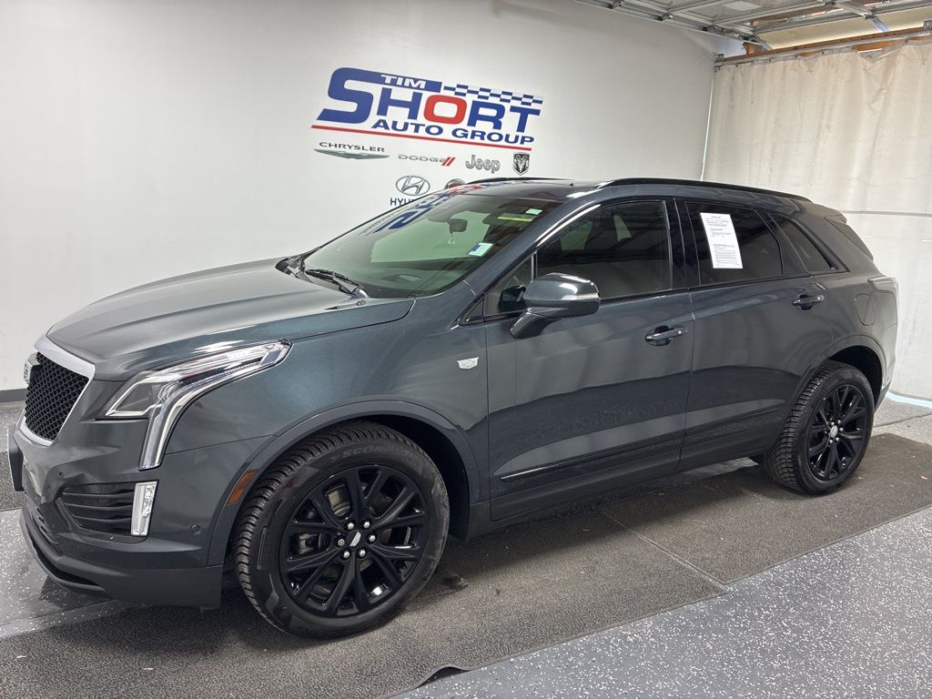 2021 Cadillac XT5 Sport's photo