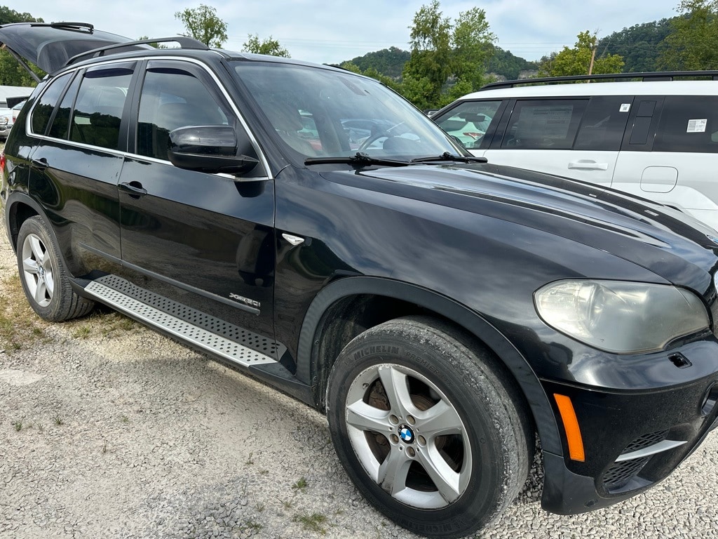 Used 2011 BMW X5 xDrive50i with VIN 5UXZV8C51BL421692 for sale in Pikeville, KY