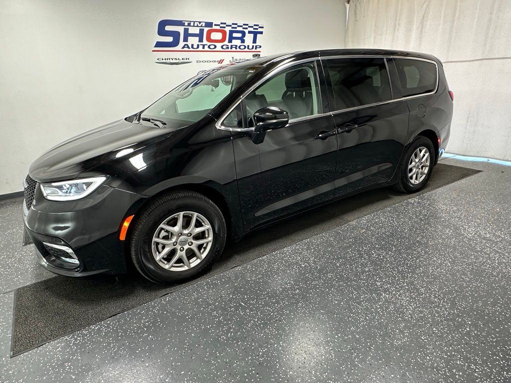 2024 Chrysler Pacifica