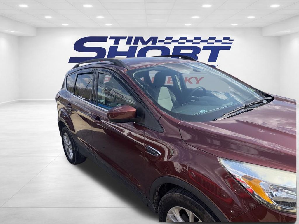 Used 2018 Ford Escape SE with VIN 1FMCU9GD4JUA88023 for sale in Pikeville, KY