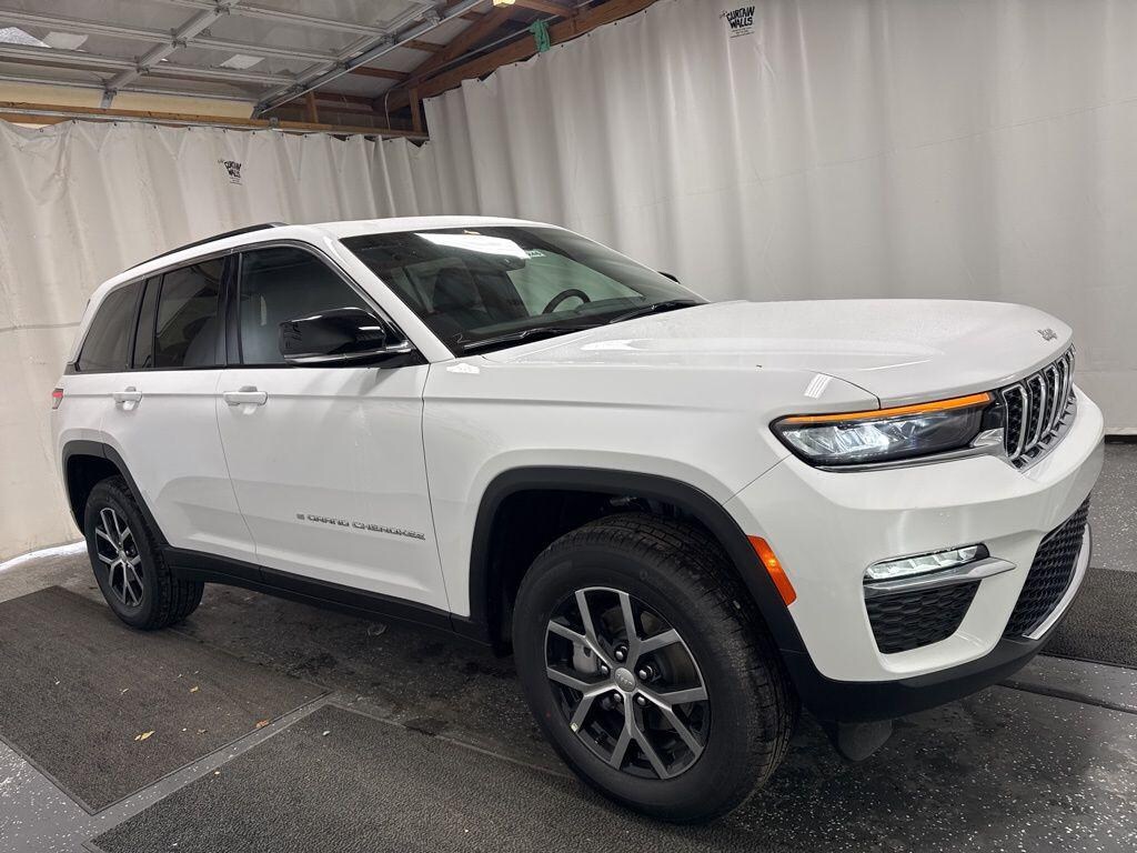 New 2025 Jeep Grand Cherokee Limited 4x4 SUV