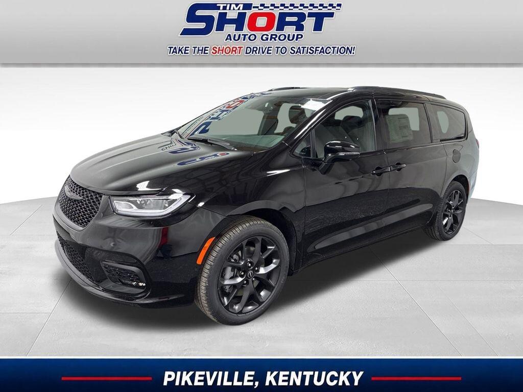 New 2026 Chrysler Pacifica Select AWD Van Passenger Van