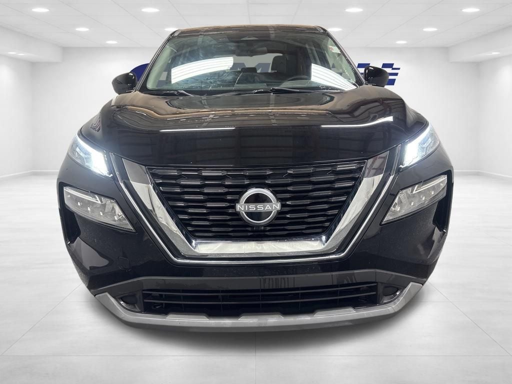 Used 2023 Nissan Rogue SV SUV