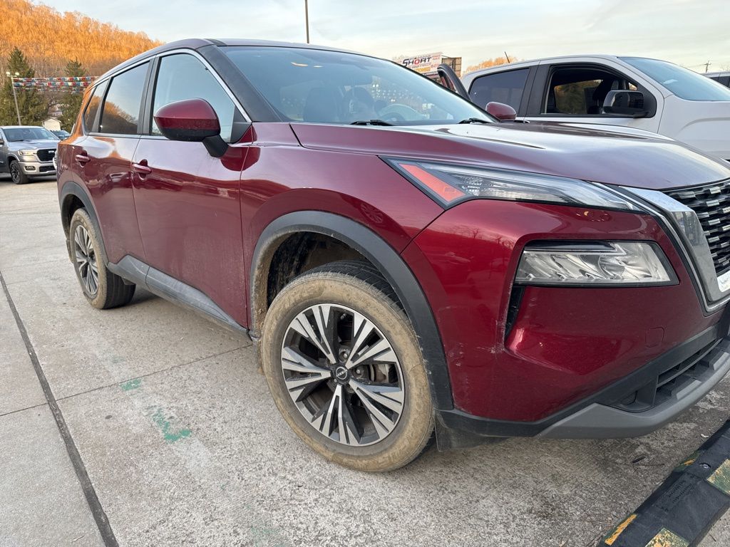 2023 Nissan Rogue SV's photo