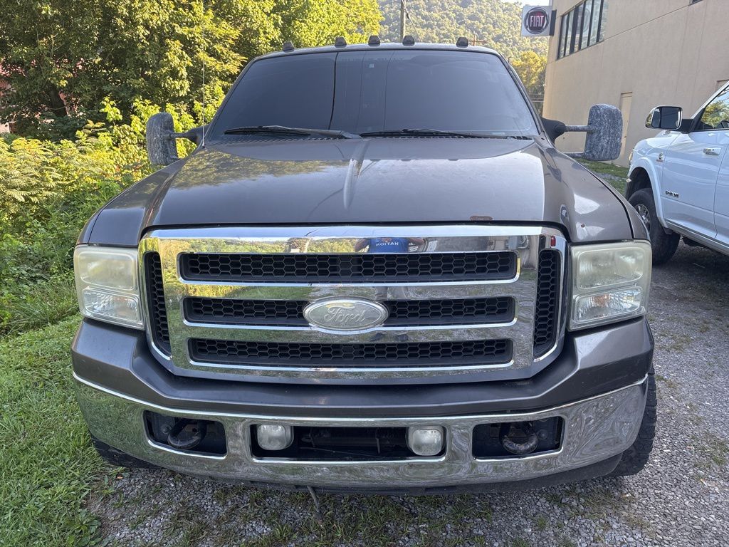 Used 2005 Ford F-250 Super Duty XLT with VIN 1FTSW21P55EC18542 for sale in Pikeville, KY